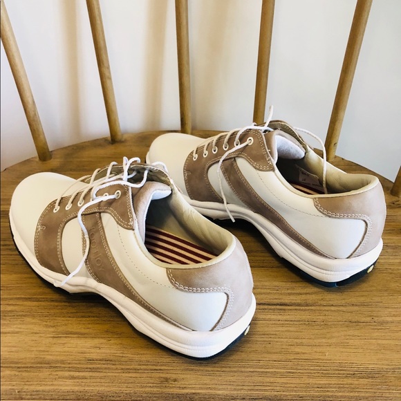 🎈SOLD🎈FootJoy Contour Series White & Sand Golf - Picture 5 of 8